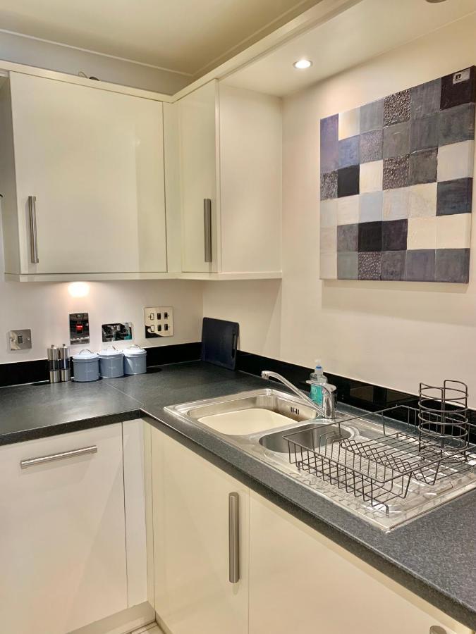 An Entire 2Beds, 2Bathrooms, Free Wifi, Free Parking, Risinghurst, Oxford Exterior foto